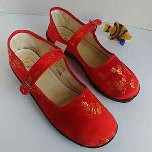 Girl's Red Brocade Chinese Mary Jane Shoes